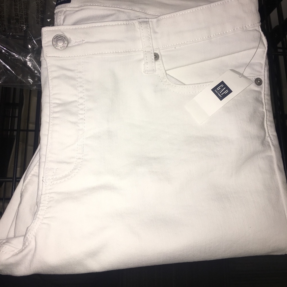 NWT Gap Factory white jeggings